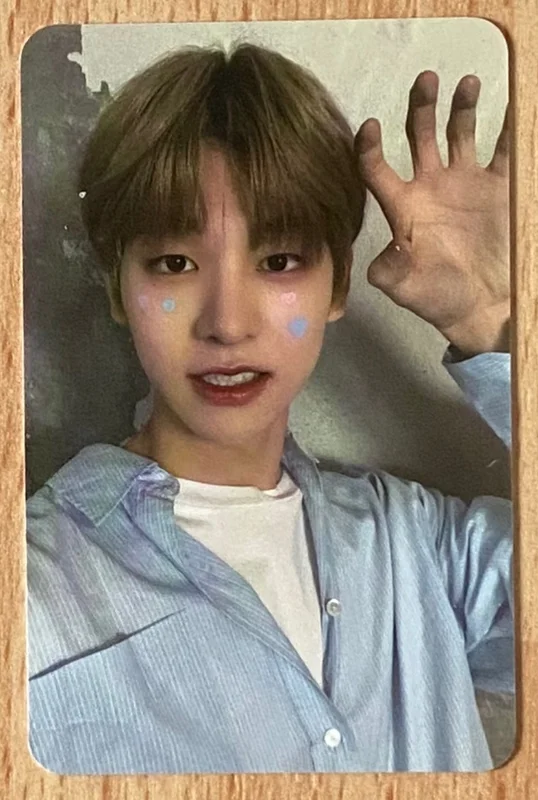 DRIPPIN BEHINDBOOK [DRIPPIN : D-day]
