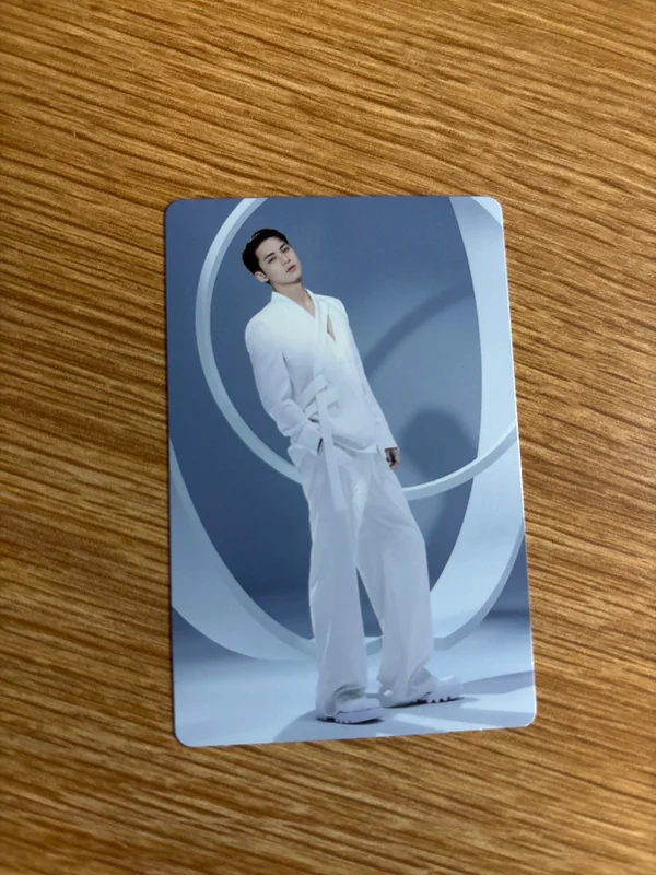 SEVENTEEN WORLD TOUR [NEW_] Trading Card Set