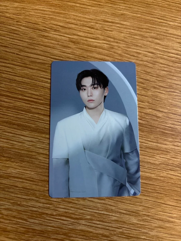 SEVENTEEN WORLD TOUR [NEW_] Trading Card Set
