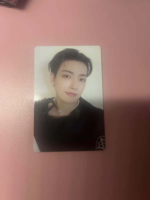 Hongjoong golden hour pt 2 pearl ver us exclusive