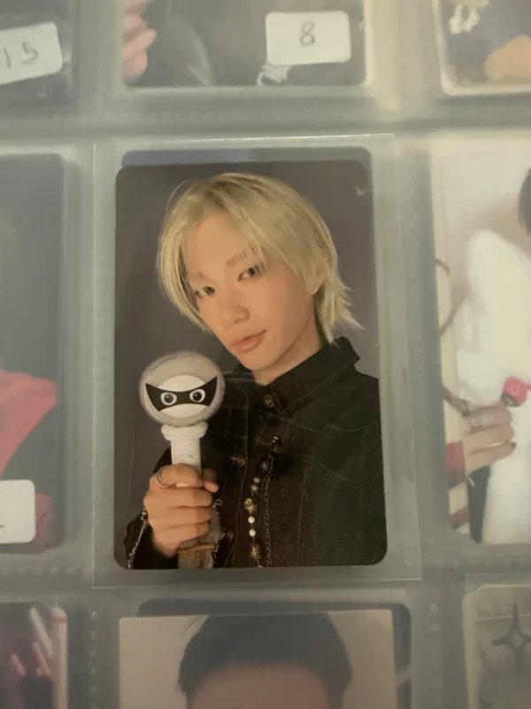 OFFICIAL LIGHT STICK ver.2 theo