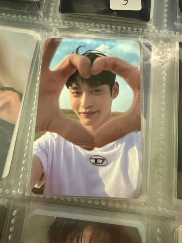 Jiwoong You had me at HELLO Digipack ver. Blue Dream Media