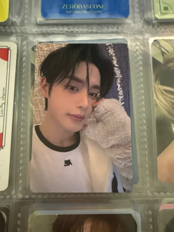 Jiwoong BLUE PARADISE Target Exclusive
