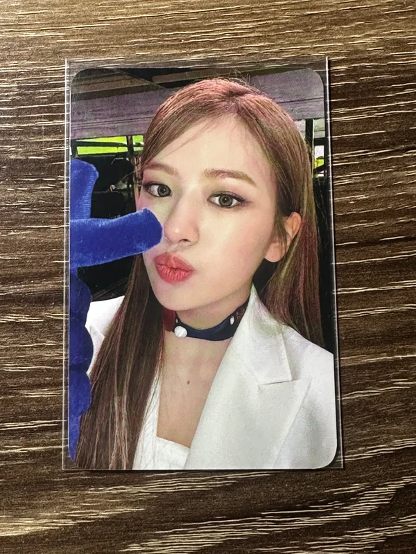 Ive Eleven Official Fan Cafe Streaming Event