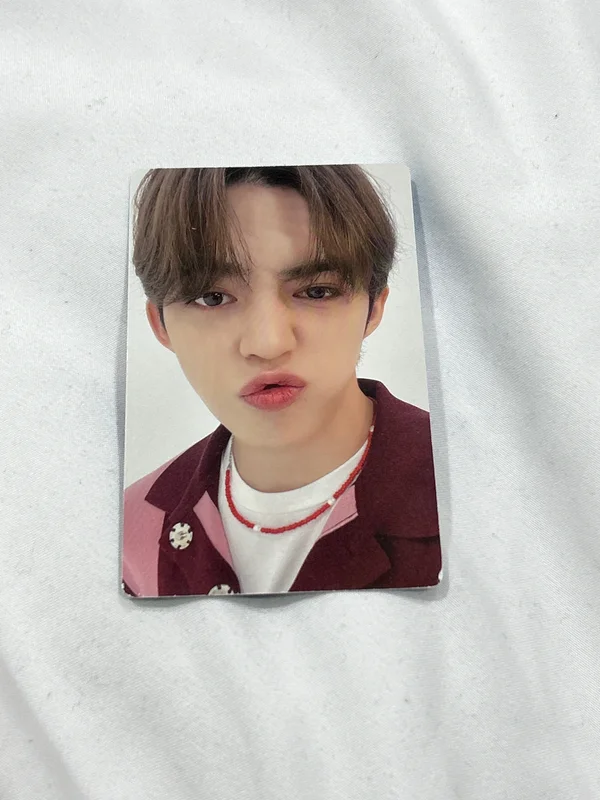 2022 SVT PHOTOBOOK THE NAME;17