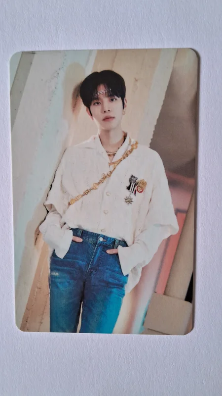 STRAY KIDS x SKZOO POP-UP STORE 'THE VICTORY' RANDOM PHOTOCARD PACK