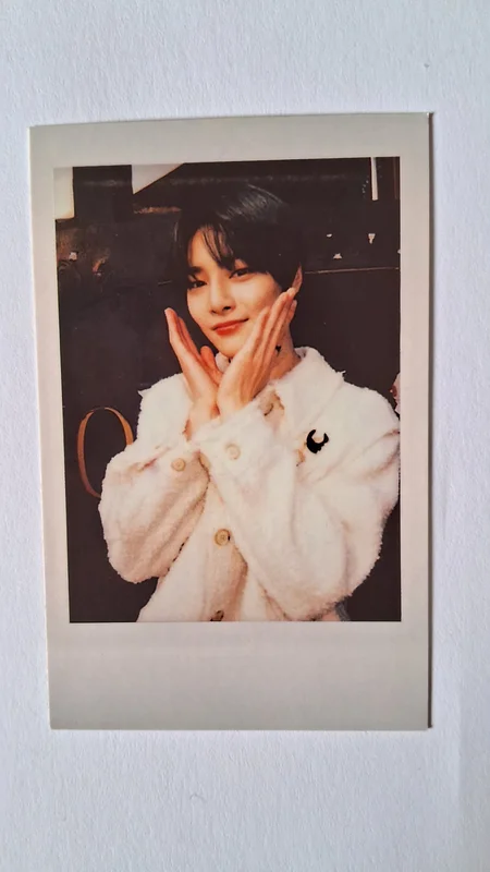 Unlock : GO LIVE IN LIFE PRE-ORDER SPECIAL GIFT