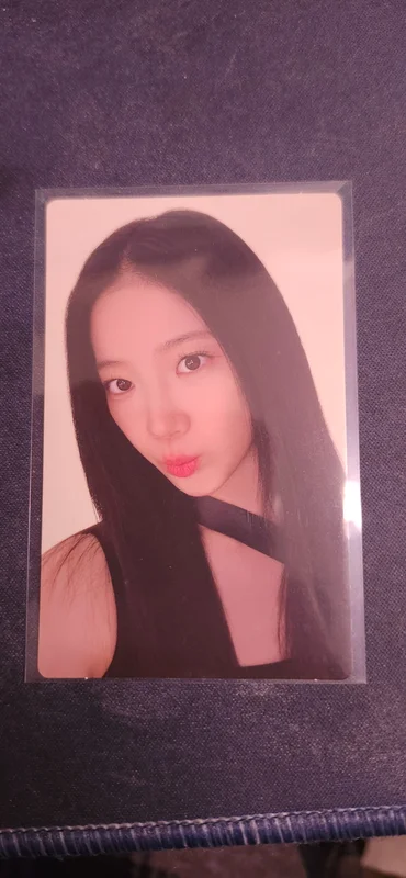 2023 LE SSERAFIM TOUR FLAME RISES Mini Photo card Special card