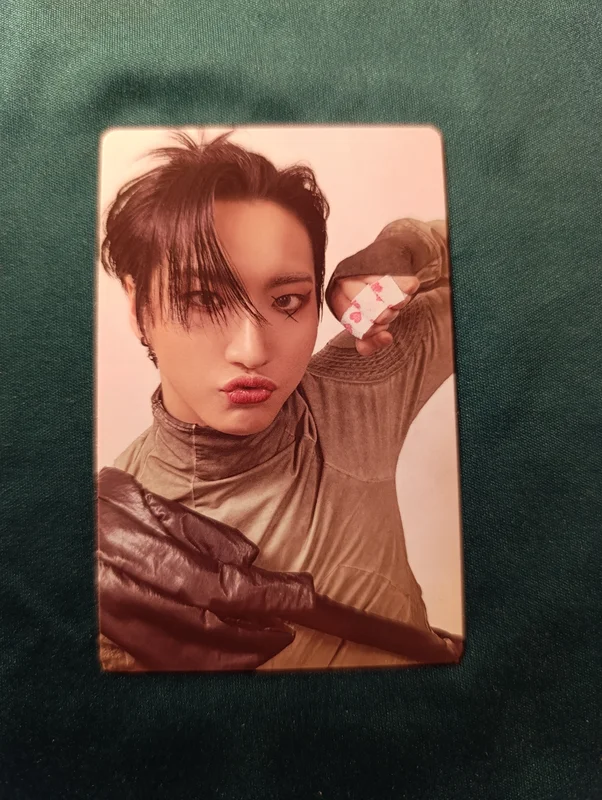 THE WORLD EP.2 : OUTLAW DIARY VER.