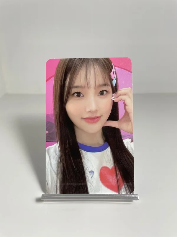 Play Game : Holiday E world ver.