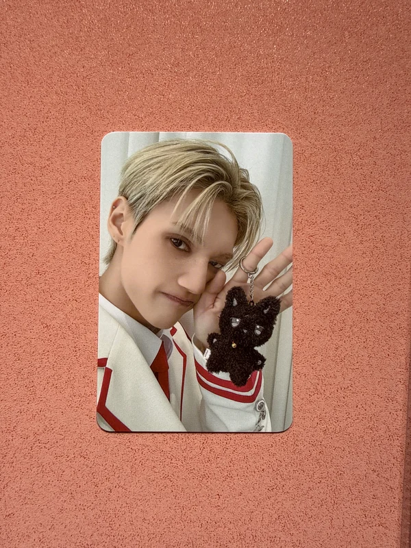 ATEEZ X ANITEEZ POP-UP EXHIBITION & STORE ANITEEZ IN THE CALLING RANDOM TRADING