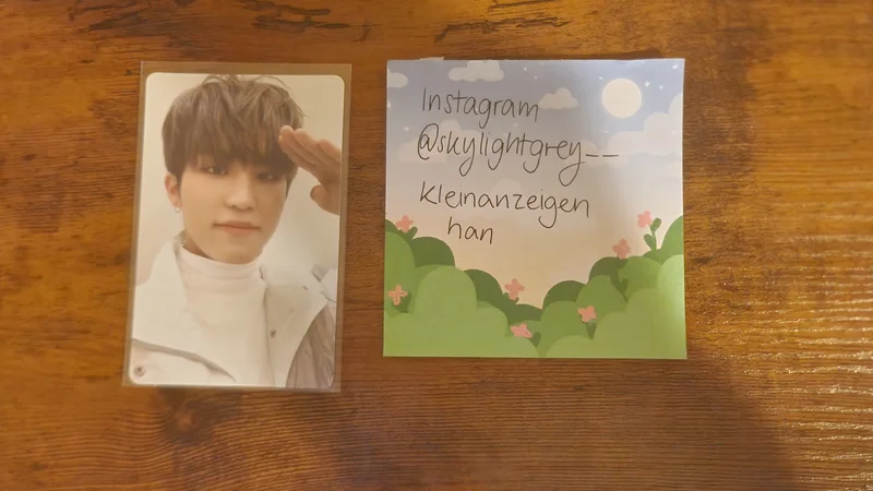 THE SECOND STEP : CHAPTER ONE PHOTOBOOK ver. BLUE ver.