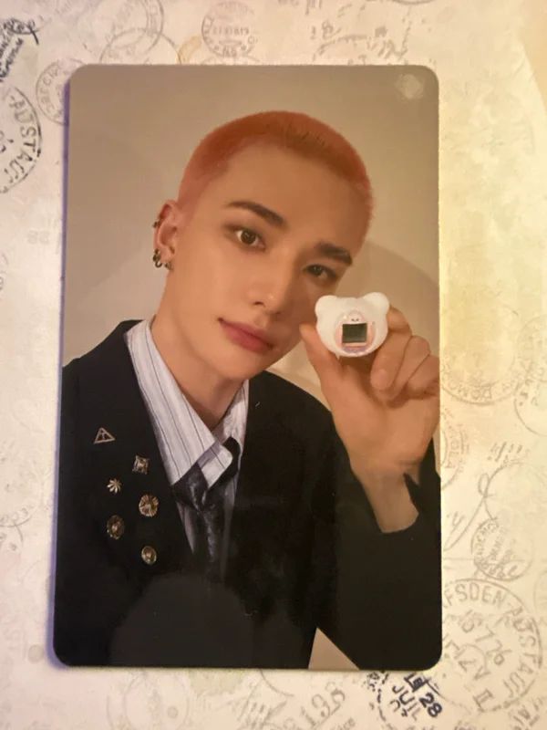 SKZOO TAMAGOTCHI & CASE SET