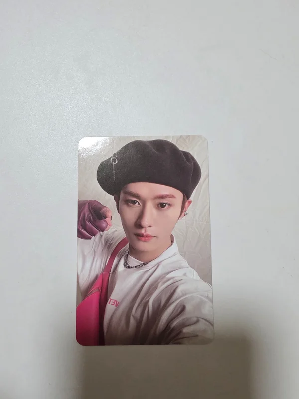 Pocamarket, Stray Kids LEE KNOW ODDINARY K-pop Photocard