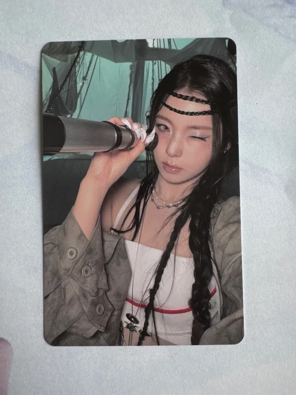 Fe3O4: FORWARD Platform Album POCAALBUM Ver. Go Ver.