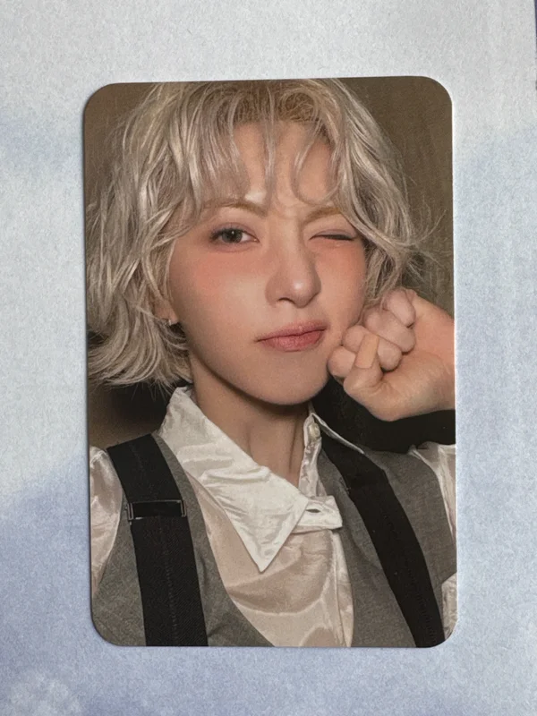 Fe3O4: FORWARD MMU: The Beginning of Voyage POP-UP STORE SPECIAL TRADING CARD
