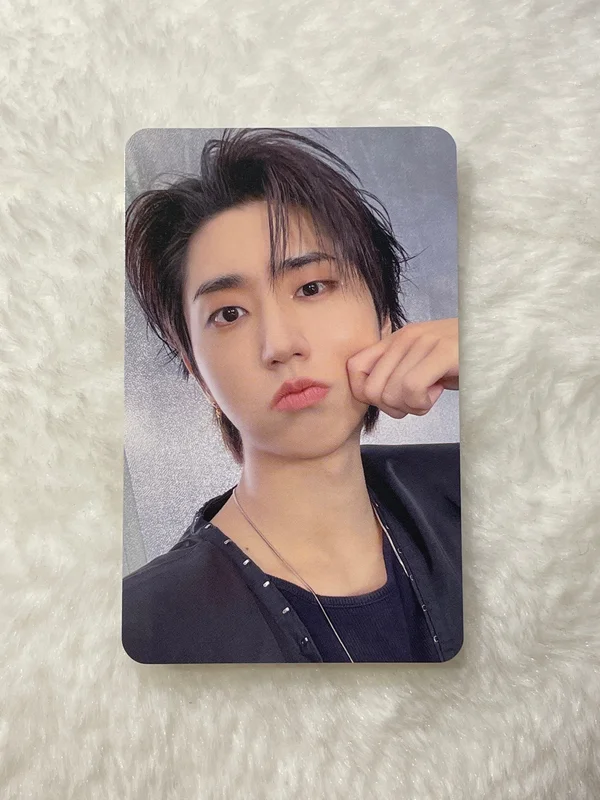 Stray Kids World Tour [RUN IT SEOUL] REWARD