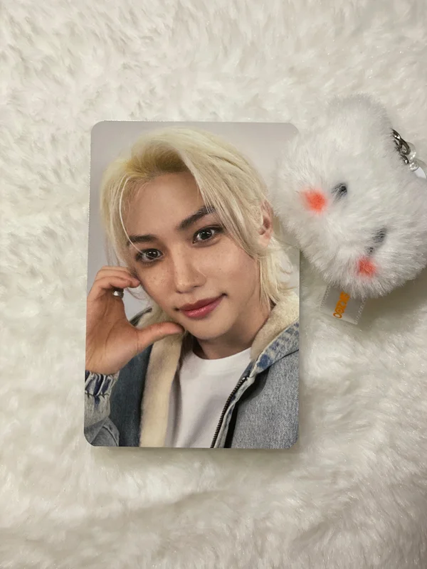Stray Kids x SKZOO POP-UP & CAFE SKZOO'S MAGIC SCHOOL IN BUSAN 10CM CARRIER