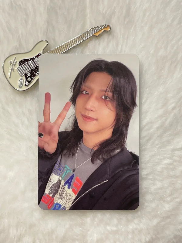 DEAD AND Photobook ver. Boy in Chic ver.
