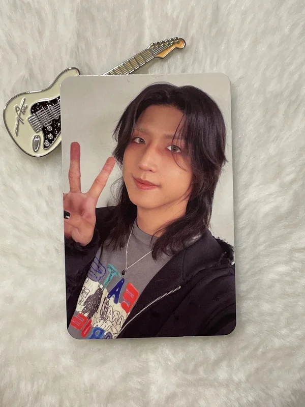 DEAD AND Photobook ver. Boy in Chic ver.