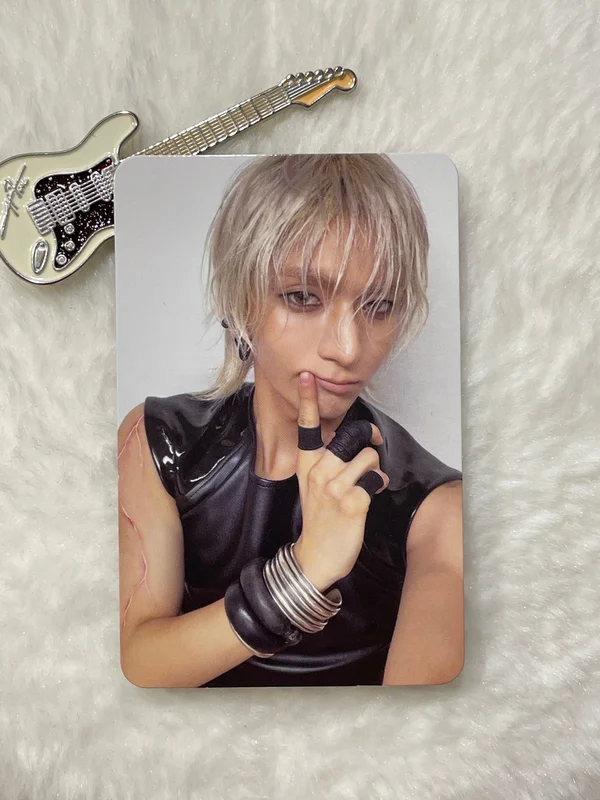 DEAD AND Photobook ver. HERO ver.