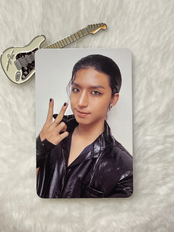 DEAD AND Photobook ver. HERO ver.