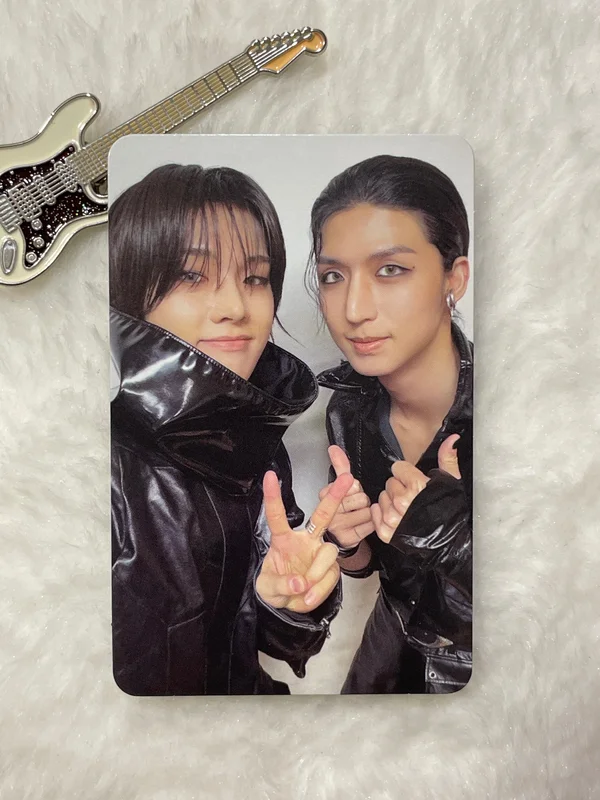 DEAD AND Photobook ver. HERO ver.