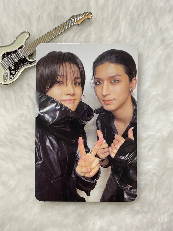 DEAD AND Photobook ver. HERO ver.