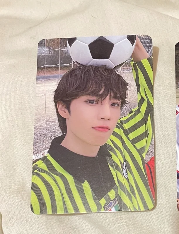 Sunwoo 2022 Season Greetings Athlete Club EVERLINE