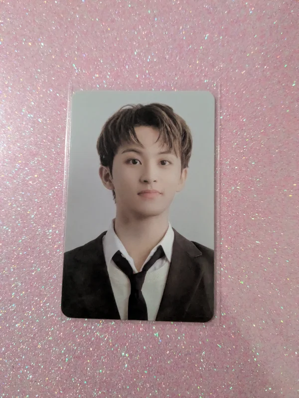 2023 SEASON'S GREETINGS SM STORE