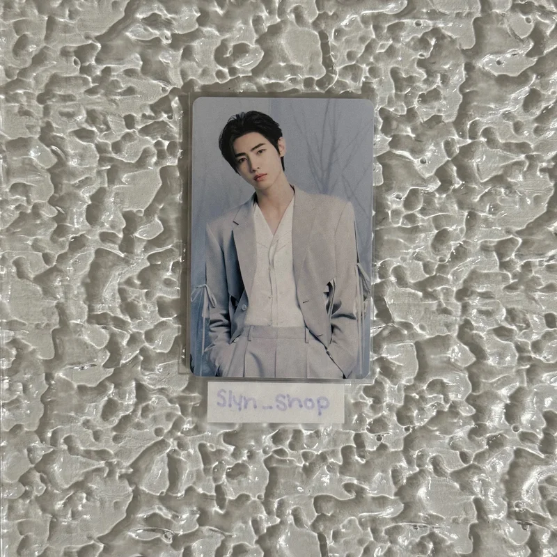 ENHYPEN WORLD TOUR WALK THE LINE IN JAPAN PHOTO CARD