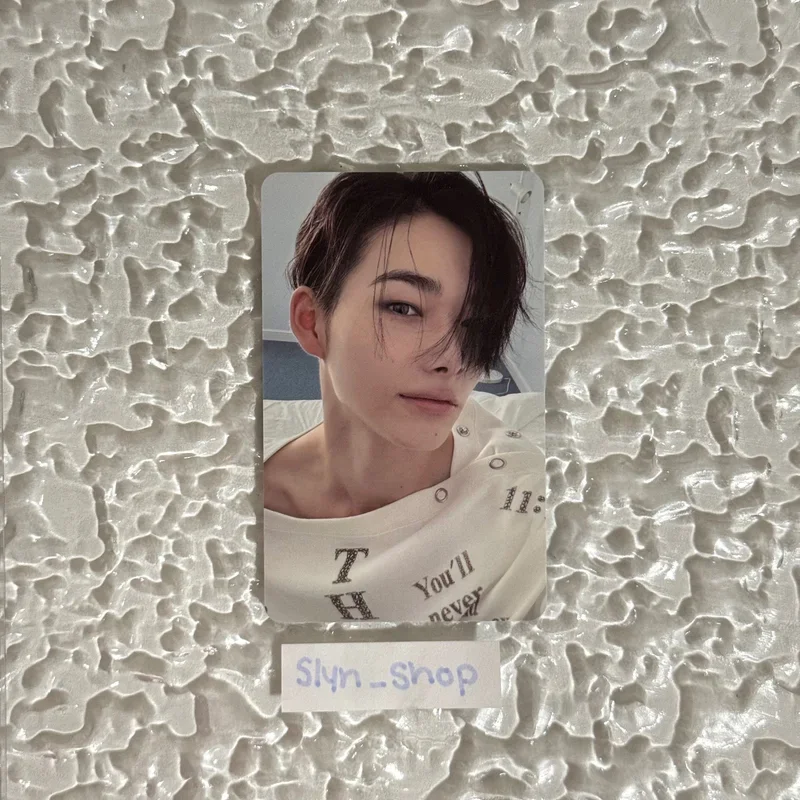 ROMANCE : UNTOLD -daydream- BLUE NOON Ver.