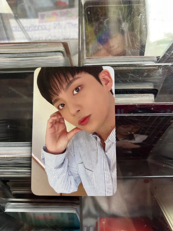Jongho Atiny Room Pop up trading card