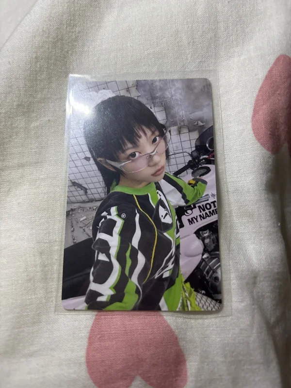 NOT CUTE ANYMORE Weverse Albums ver.