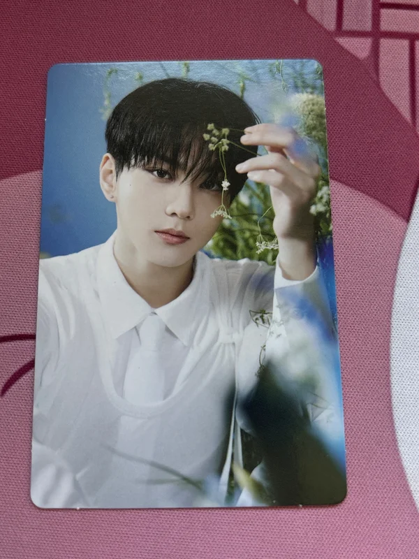 ENHYPEN WORLD TOUR WALK THE LINE : FINAL Trading Card