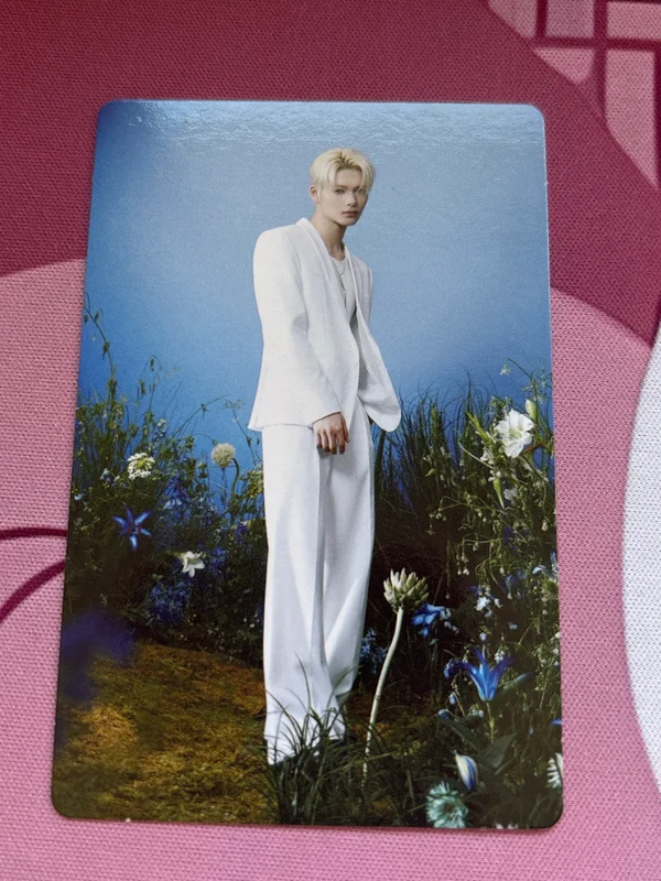 ENHYPEN WORLD TOUR WALK THE LINE : FINAL Trading Card