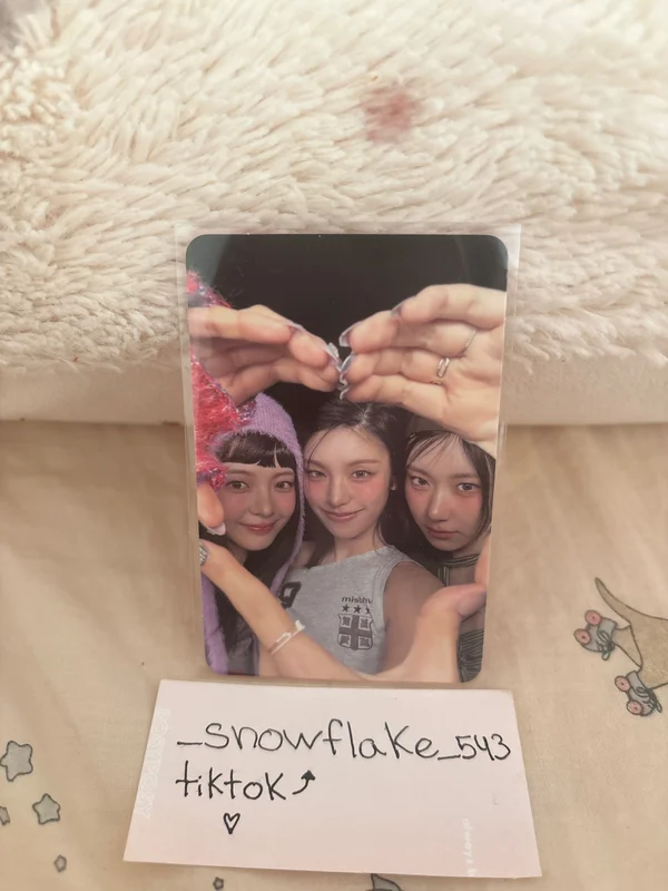 Girls Will Be Girls PHOTOBOOK Ver.