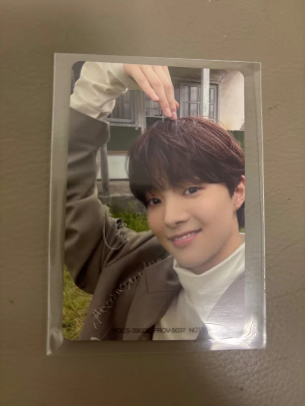 First Howling : ME LIMITED EDITION A