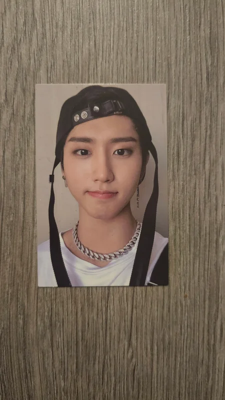 Cle  LEVANTER Han jisung