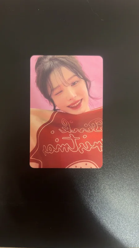 2024 PINK CHRISTMAS PHOTO CARD RANDOM PACK