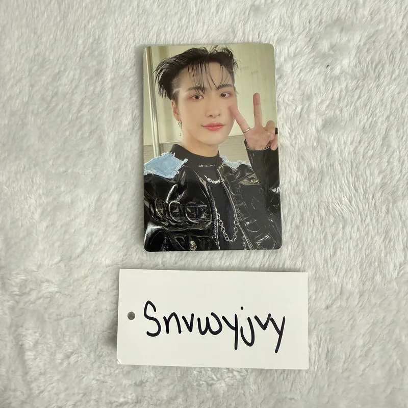THE WORLD EP.1 : MOVEMENT DIARY VER.