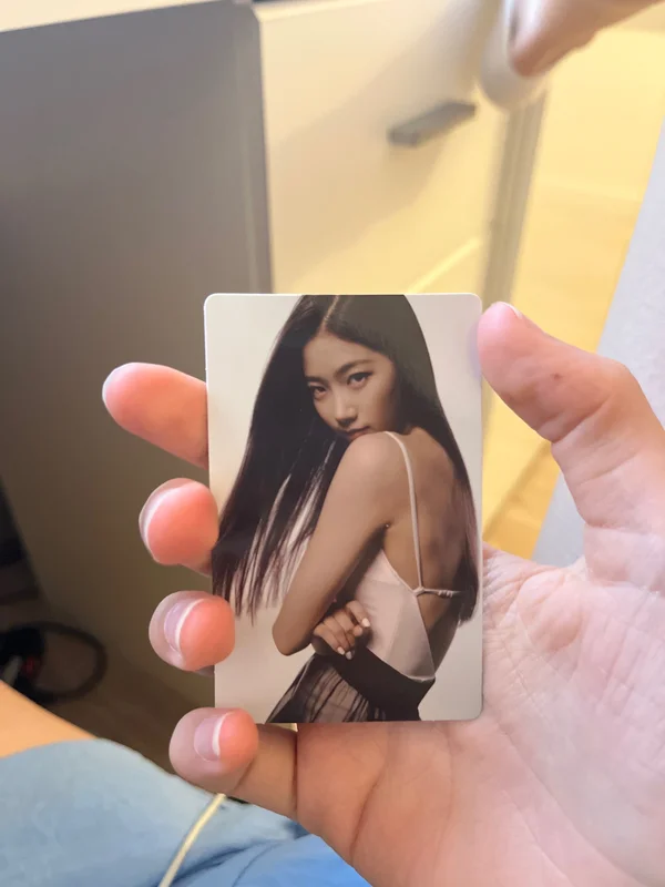 FEARLESS Monochrome Bouquet Ver.