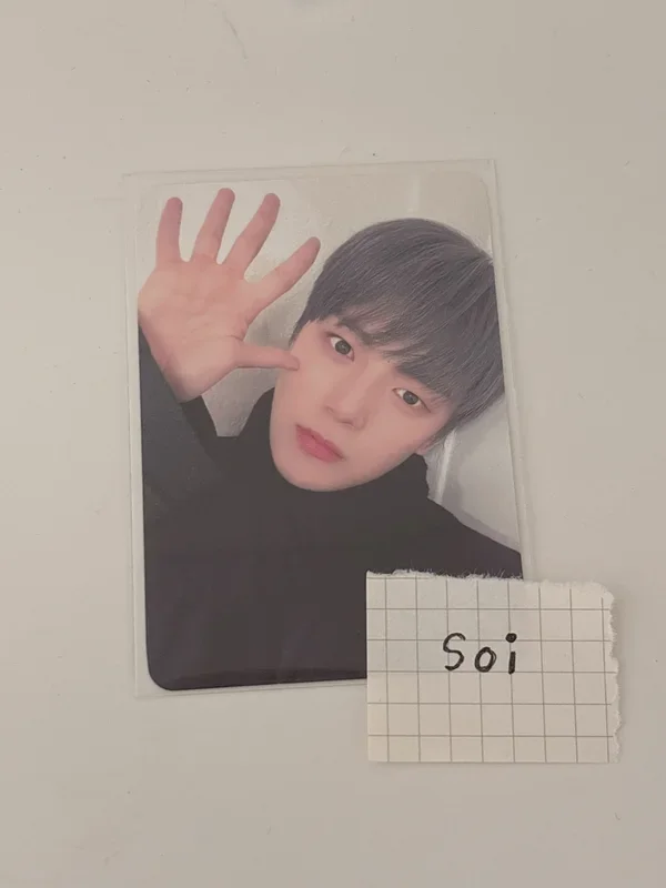 Monsta x pop up monmungchi reward photocard