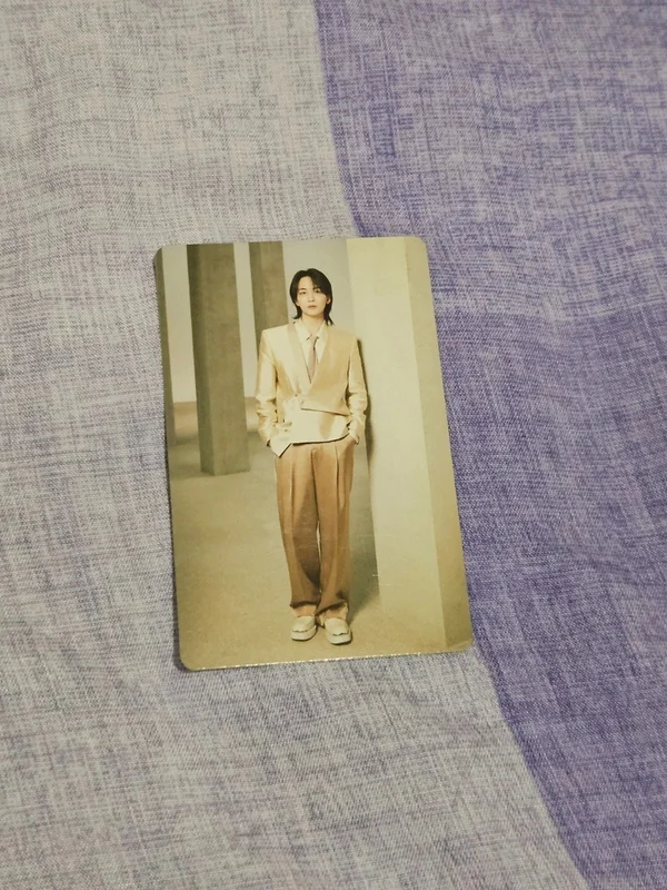 SEVENTEEN RIGHT HERE WORLD TOUR Trading Card Set