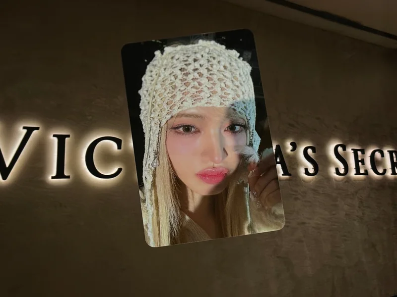 IVE LIZ 'IVE EMPATHY APPLEMUSIC' Photocard | Sold by soldyeon