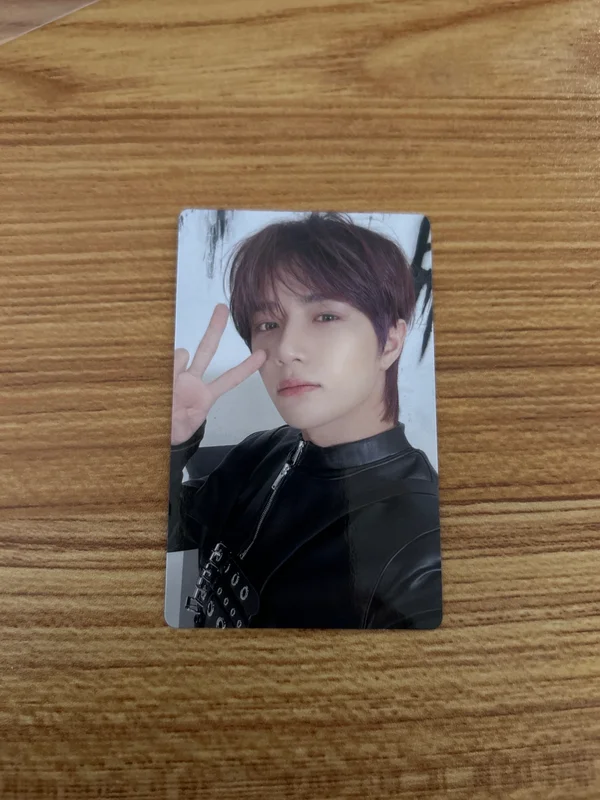 minisode 2: Thursday's Child UNIVERSAL