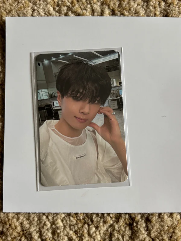 ROMANCE : UNTOLD daydream KPOP MERCH LUCKY DRAW