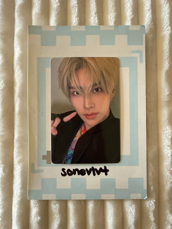 Sequence 01: Curiosity POCAALBUM ver.