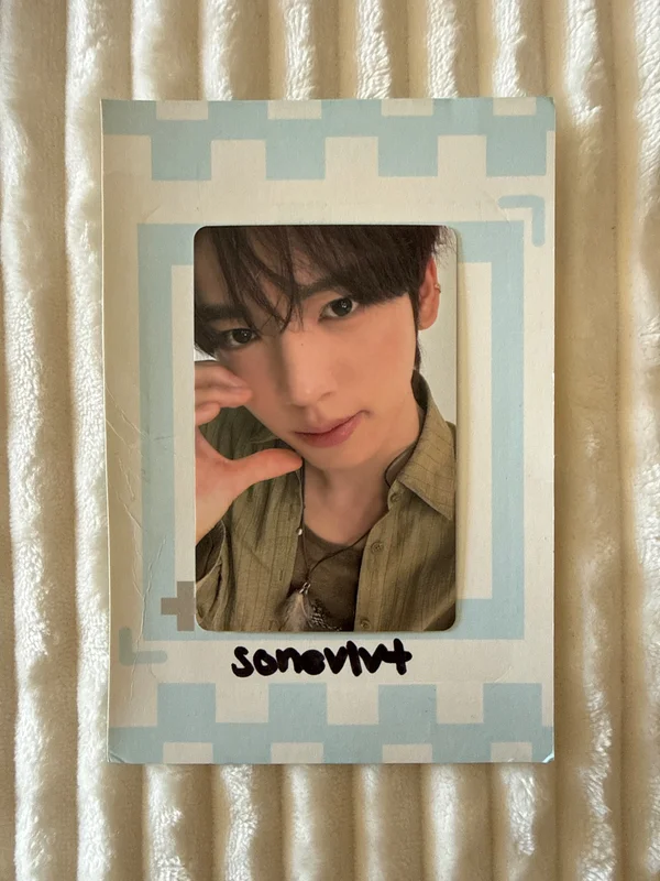 Sequence 01: Curiosity POCAALBUM ver.