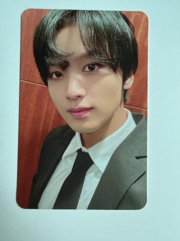 ISTJ [DREAM Agit : Lets get down] RANDOM TRADING CARD SET D Ver.